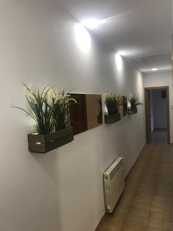 Piso Centrico Con Parking A 20Min De Barcelona Appartement Terrassa Buitenkant foto