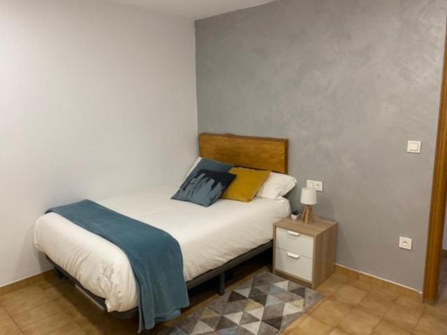Piso Centrico Con Parking A 20Min De Barcelona Appartement Terrassa Buitenkant foto